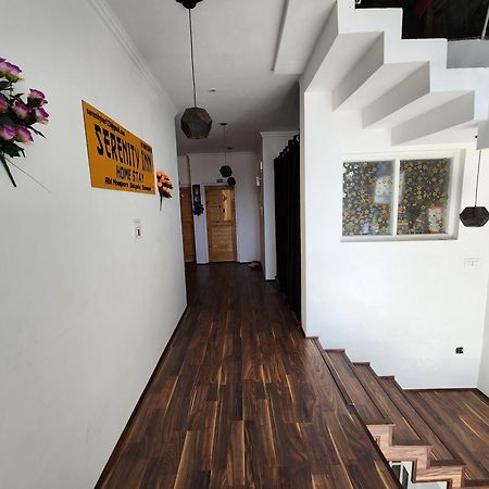 Serenity Inn Home Stay Сринагар Экстерьер фото